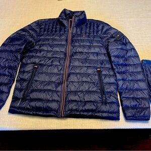 Unisex puffer jacket size medium